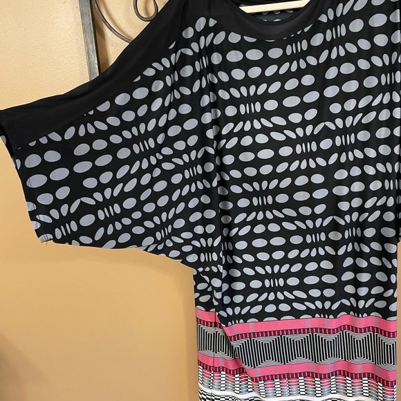 Beautiful Causal women’s dress - Picture 6 of 12